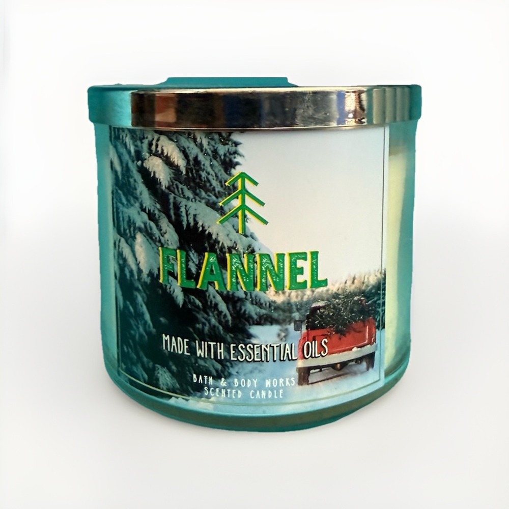 Bath‎ & Body Works Flannel 3-Wick 14.5oz Scented Large Candle